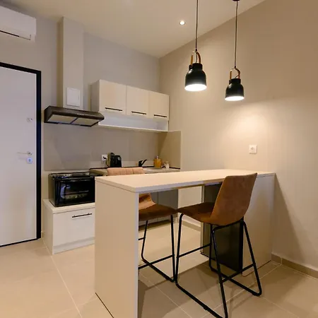 Luxury 6,1 Apartment Larissa