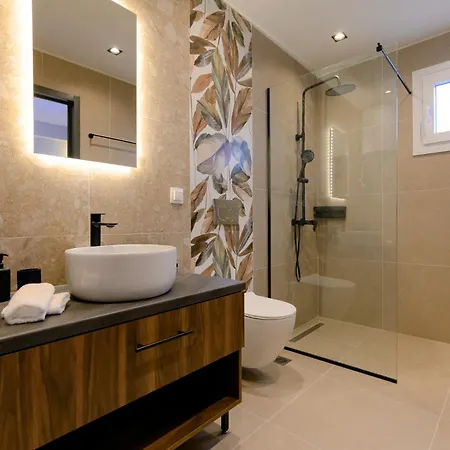 Luxury 6,1 Apartment